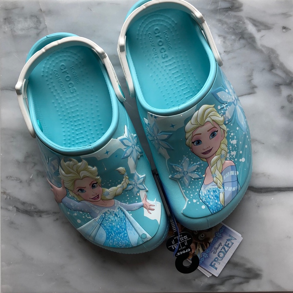 NEW W/ TAGS frozen crocs